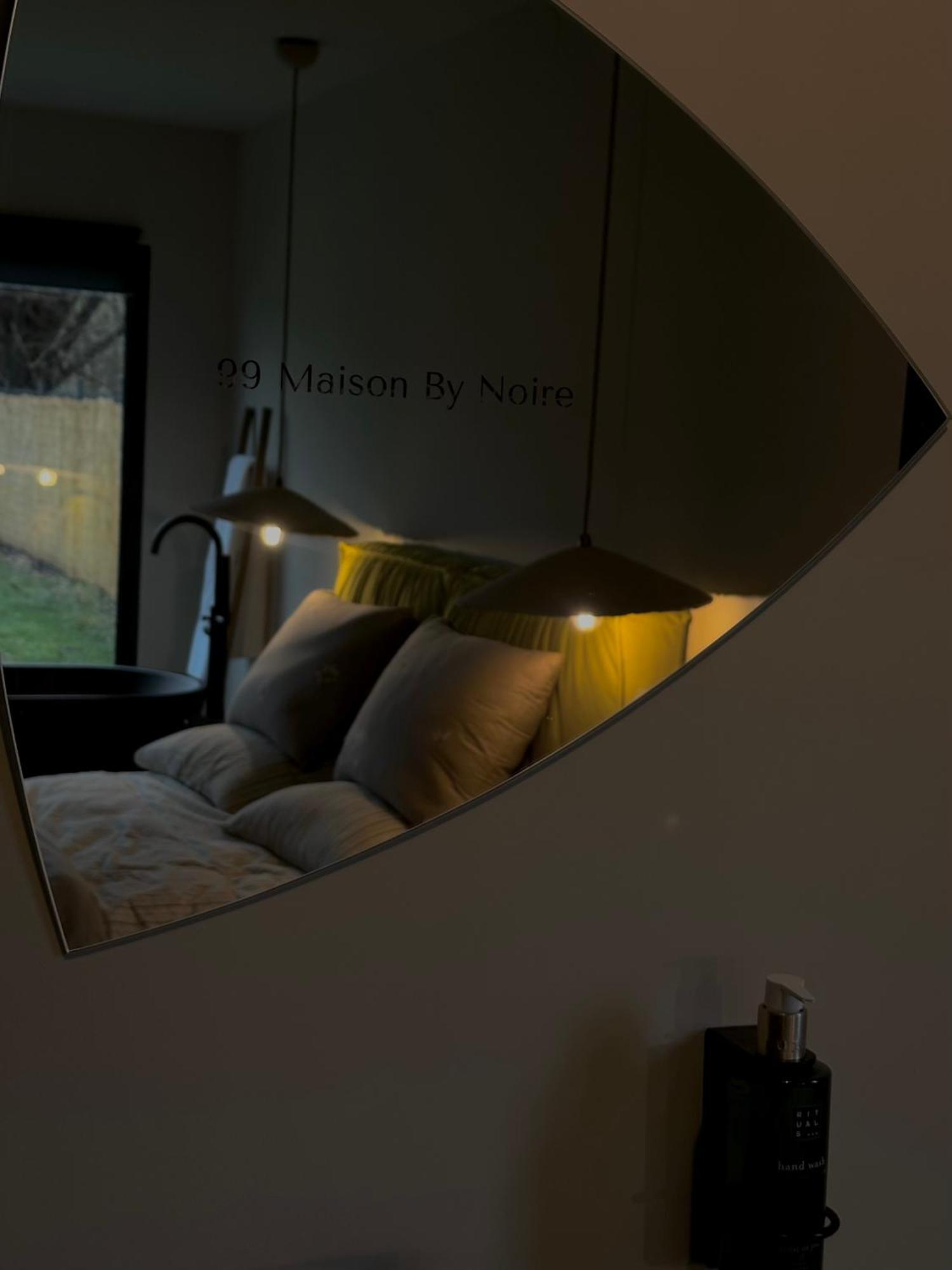 99 Maison By Noire سيبيو المظهر الخارجي الصورة